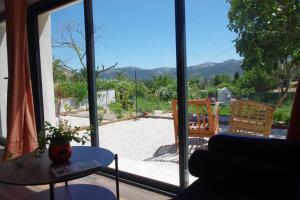 Appartements Les Accatines : photos des chambres
