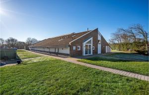 Cozy Apartment In Hemmet With Sauna