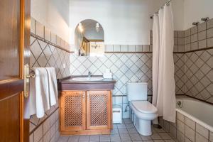 PG9 - Andalucian 3-story townhouse near Estepona