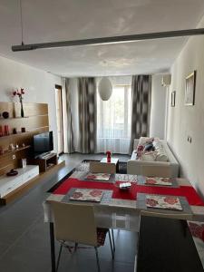 Apartment in Paradise View complex