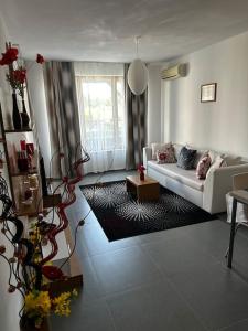 Apartment in Paradise View complex