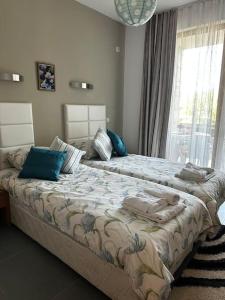 Apartment in Paradise View complex