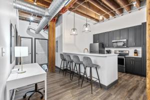 Brick & Bed, Riverfront Lofts in Saint Louis