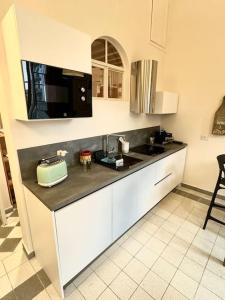 The Nest Near The Leaning tower