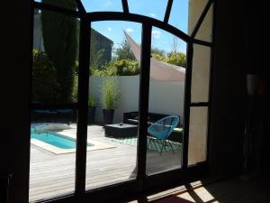 Spacieuse maison de village avec piscine