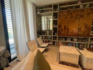Villas Maison d'Architecte piscine vue exceptionnelle uzes a pied : photos des chambres
