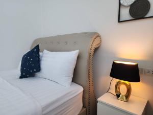 Holiday Pool Villa Bangsean Chonburi - 3 Bedrooms Villas up to 12 people