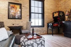 Glyn Rhosyn Loft - Logan