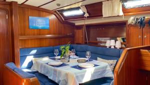 Entire boat 3 cabins in Birgu vittoriosa