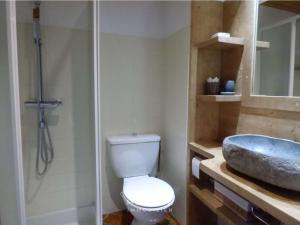 Agréable appartement montagnard pour 6 pers. proche commerces et télécabines - FR-1-458-149