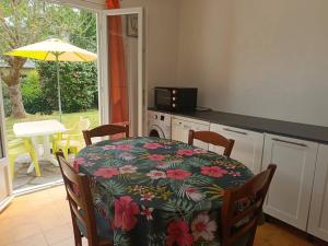 Maison avec WIFI, jardin clos, terrasse, à 600m de la plage - Pleumeur-Bodou - FR-1-368-425