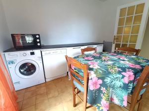 Maison avec WIFI, jardin clos, terrasse, à 600m de la plage - Pleumeur-Bodou - FR-1-368-425