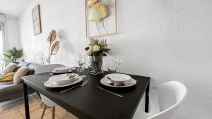 Homey Rest - Parking gratuit, Balcon privée, Proche gare et Geneve, wifi gratuit