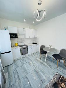 МОРЕ ПЛЯЖ 400 метров.13 станция БОЛЬШОГО ФОНТАНА