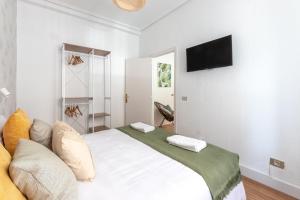 Unamuno, al lado del Casco Viejo