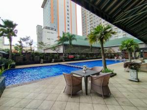 Best Deal Studio Apartment Galeri Ciumbuleuit 1 By Travelio
