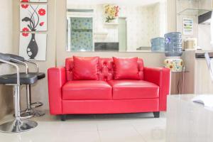 Modern and Relax 2BR @ Bassura City Apartment By Travelio