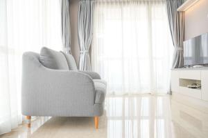 Modern Look and Comfy 2BR Menteng Park Apartment By Travelio