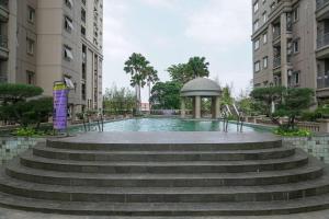 Comfortable Studio (No Kitchen) Grand Palace Kemayoran Apartment By Travelio