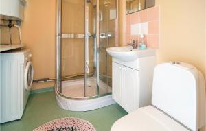 2 Bedroom Lovely Home In Klintehamn