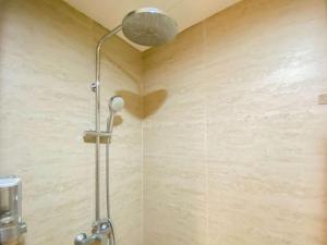 Good and Homey 1BR at Gold Coast Apartment By Travelio