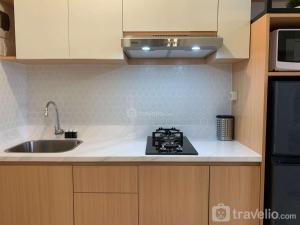 Nice Studio Room at Tokyo Riverside PIK 2 Apartment By Travelio