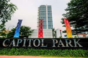 Great Location and Comfy 1BR Apartment at Capitol Park Residence By Travelio
