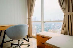 Comfort and Modern Look Studio Menteng Park Apartment By Travelio