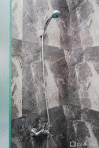 Minimalist and Cozy Studio Apartment at Tuscany Residences By Travelio