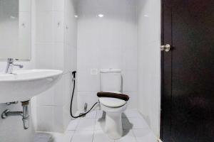 Comfort and Cozy Stay Studio Casa de Parco Apartment By Travelio