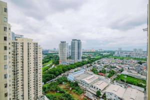 Simply Look Studio Room at Maple Park Sunter Apartment By Travelio