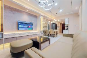Spacious and Homey 3BR at Sky House BSD Apartment By Travelio