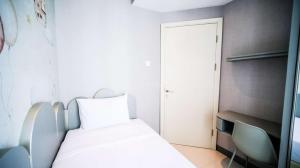 Simple and Homey 2BR at Benson Supermall Mansion Apartment By Travelio