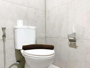 Good Deal and Homey Studio at Pollux Chadstone Apartment By Travelio