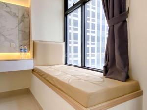 Good Deal and Homey Studio at Pollux Chadstone Apartment By Travelio