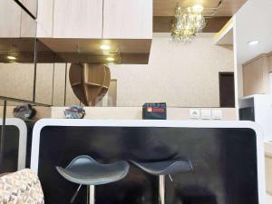 Modern Look 1BR at Uttara The Icon Apartment By Travelio