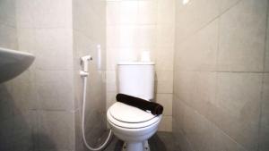 Tidy and Cozy Stay Studio Apartment at Suncity Residence By Travelio