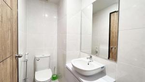 Good Choice Studio at Delft Ciputra Makassar Apartment By Travelio