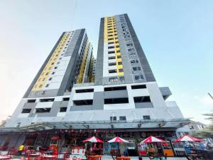 Good and Restful Studio (No Kitchen) at Sentraland Medan Apartment By Travelio