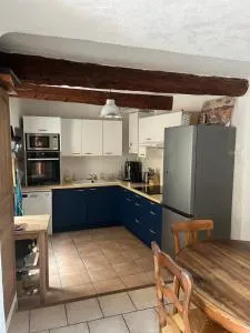 Maison de ville au cœur de la Provence - 塞里尼昂-迪孔塔