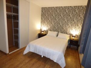 Villas Les Glycines-Villa climatisee-Piscine-BBQ-Parking : photos des chambres