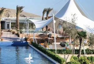 The Crescent Beach Hotel - Sangachal