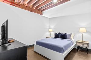 Brick & Bed, Riverfront Lofts in Saint Louis