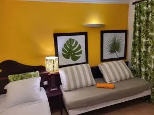 Au beau village studio vue nature - Bellevue