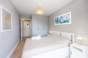 BEAUSEJOUR - Splendide 2 pièces - Piscine - Parking - Vue mer