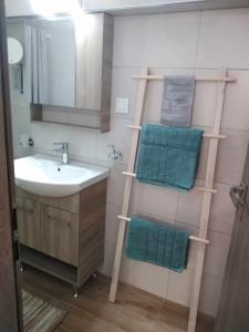 Stergios Suite with Private Jacuzzi