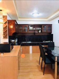 Fully furnished 3 Bedrooms 2 storey House!!