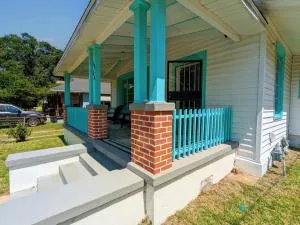 2 BR Quaint Private Bungalow NR Downtown & Beaches - 沃灵顿