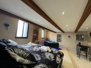 Love hotels Le Cocon SPA lune de miel : photos des chambres