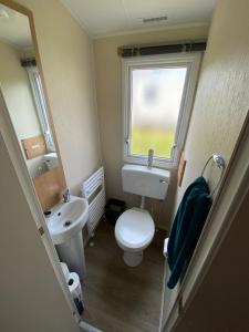 Whitecliff Bay Holiday Park - Most popular location near Pools, Clubs and Beach